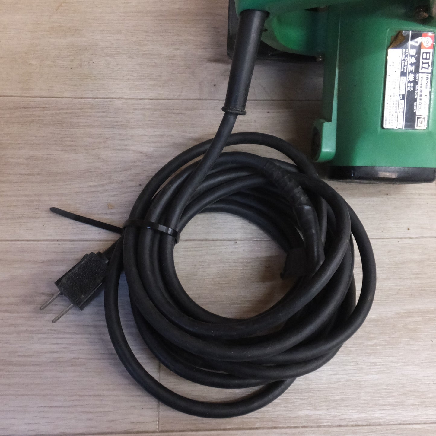[送料無料] ★日立 HITACHI 185mm ブレーキ付 逆勝手丸のこ C7BC1　100V 50/60Hz 1050W 11A 4700rpm　木工用 超硬丸のこ★