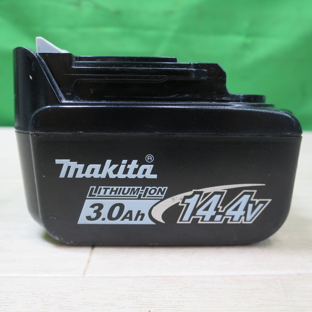 [送料無料] ☆マキタ 純正 Li-ion バッテリー BL1430B DC 14.4V 3.0Ah 44Wh リチウムイオン 電池 充電 電動 工具 に makita☆