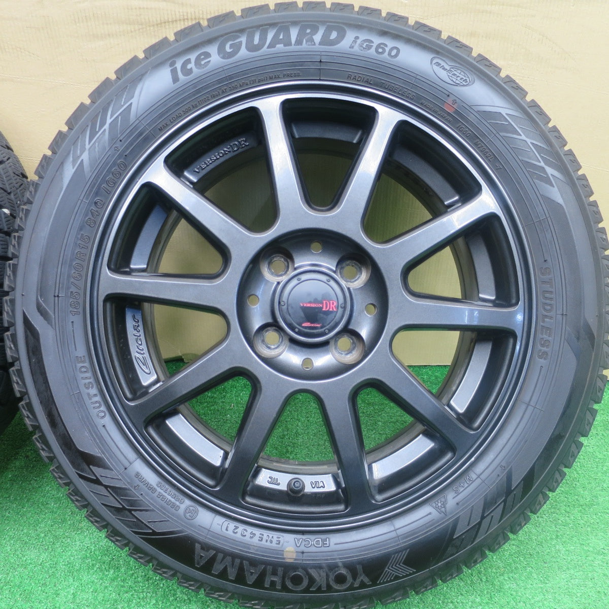 バリ溝！21年！9.5分★スタッドレス 185/60R15 ヨコハマ アイスガード iG60 VERSION DR Circlar サーキュラー 15インチ PCD100/4H★5121410NKス