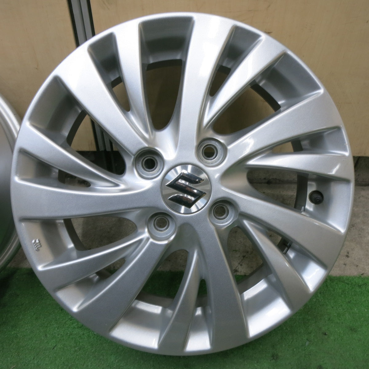 キレイ★スズキ MK53S スペーシア ワゴンR 等 純正 ホイール 14インチ 14×4.5J PCD100/4H★6011704ナホ