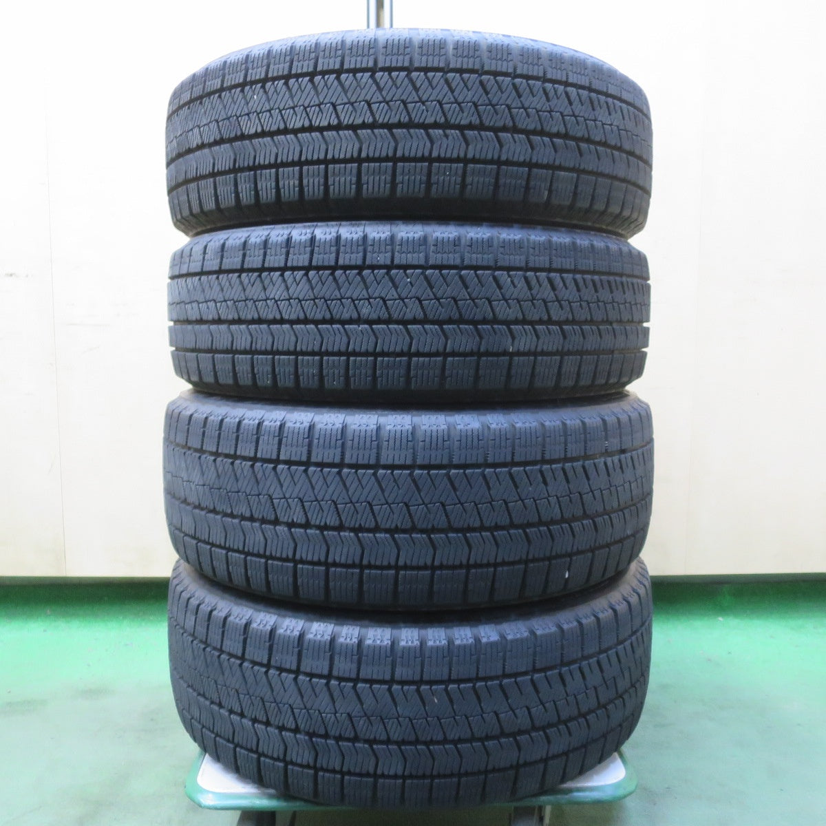バリ溝！9.5分◎S660 WORK EMOTION Kiwami 165/55R15 195/45R16 スタッドレス ブリヂストン ブリザック VRX2 ワーク エモーション 極 15 16 インチ PCD100/4H◎6101203イス