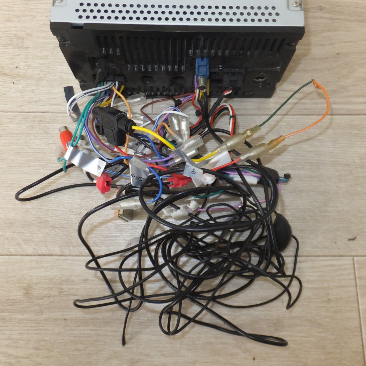 [送料無料] 現状品★イクリプス ECLIPSE メモリーナビ パフォーマンスモデル AVN-LBS01(21) CDデッキ TVレスモデル　地図SDカード 欠品[32]★