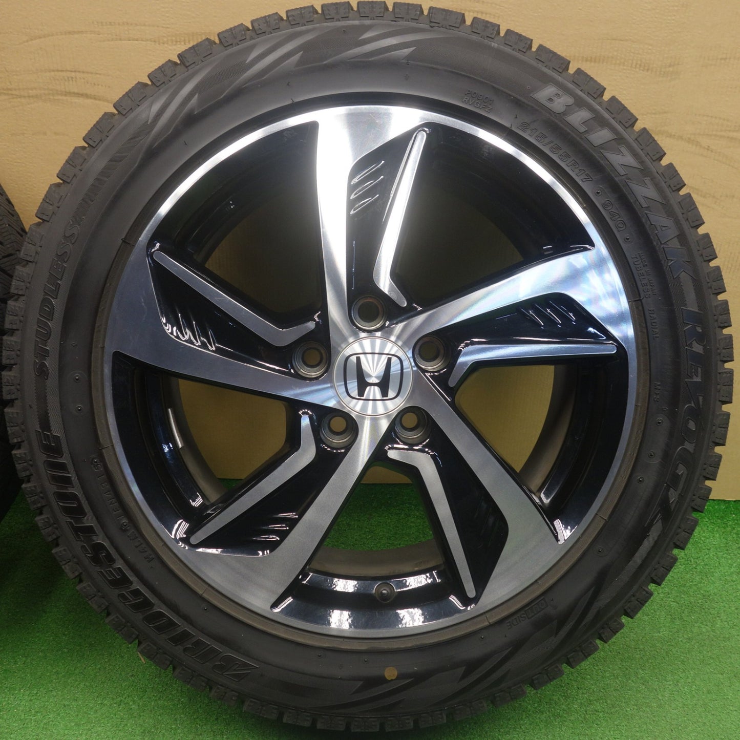 バリ溝！9分★ホンダ RC オデッセイ 純正 215/55R17 スタッドレス ブリヂストン ブリザック REVO GZ 17インチ PCD114.3/5H★6040503KTス