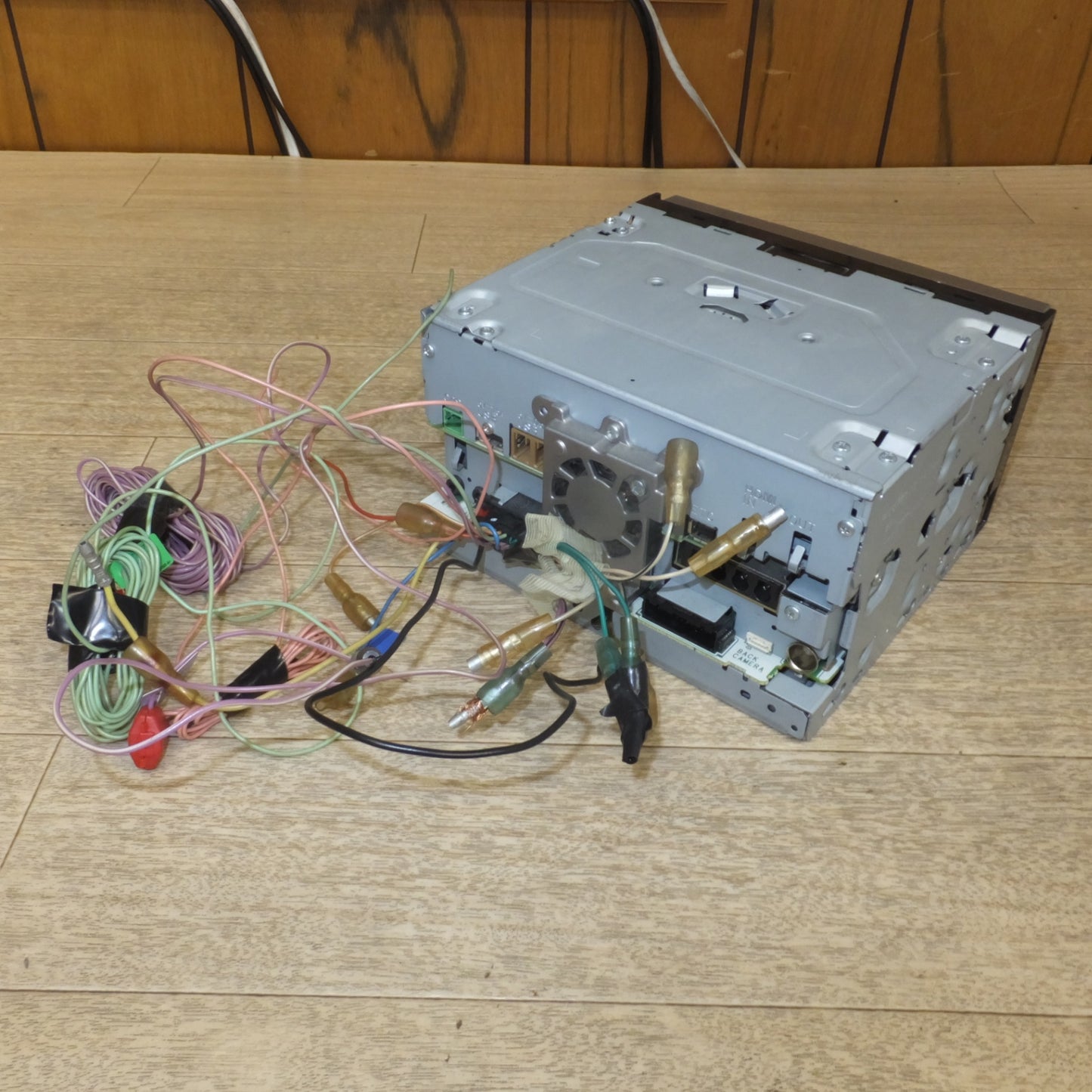 [送料無料] ★カロッツェリア carrozzeria メモリーナビゲーション カーナビ サイバーナビ AVIC-CZ900★
