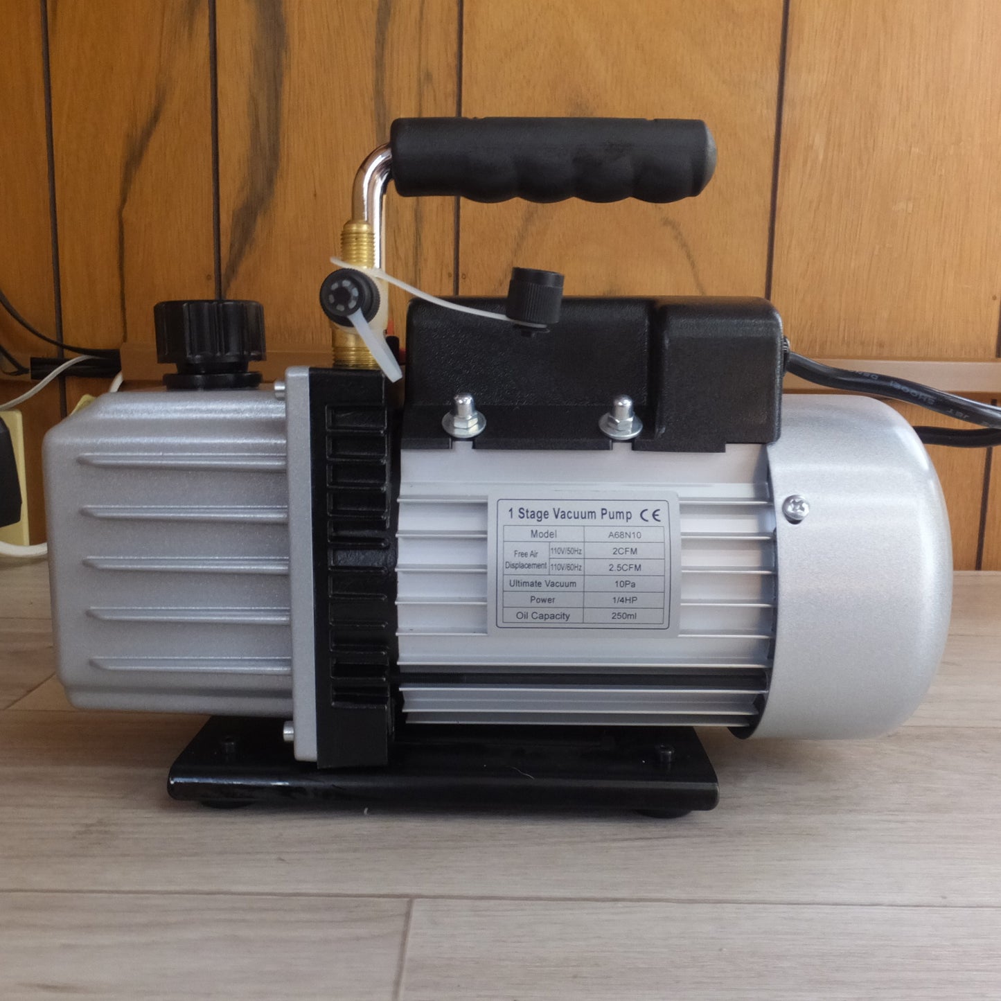 [送料無料] 美品★電動真空ポンプ 1Stage Vacuum Pump A68N10　マニホールドゲージ　セット　メーカー 不明★