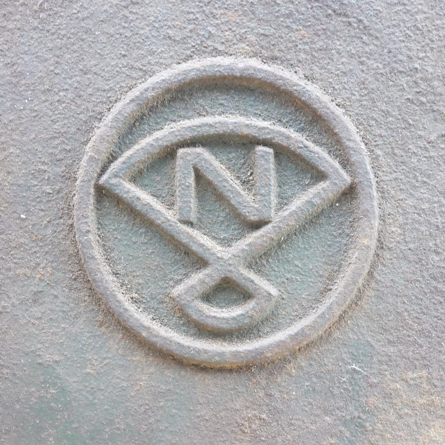 [送料無料] ◆ナベヤ 卓上 万力 150 型式 不明 ベンチ バイス 締め付け 固定 工具 道具②◆