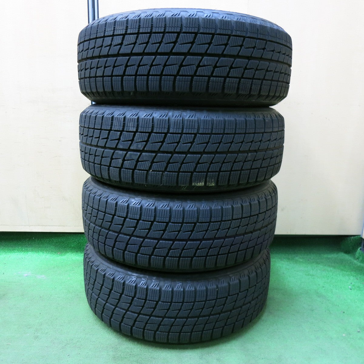 [送料無料] バリ溝！9分★スタッドレス 205/60R16 ブリヂストン アイスパートナー 社外 アルミ 16インチ PCD114.3/4H 5H マルチ★4121106SYス
