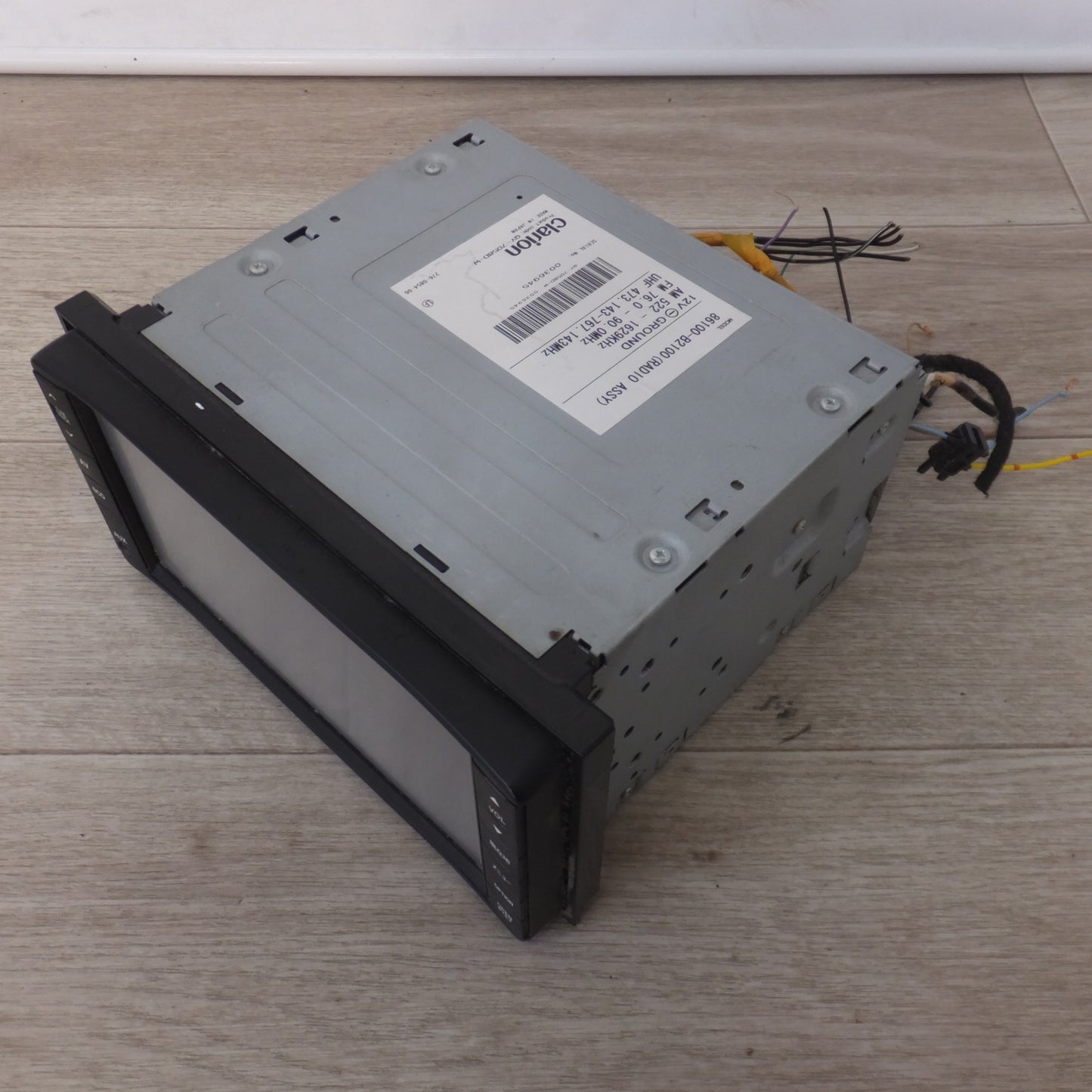 [送料無料] ★クラリオン製 ダイハツ 純正 カーナビ メモリーナビ QY-7058D-W 86100-B2100(44)★