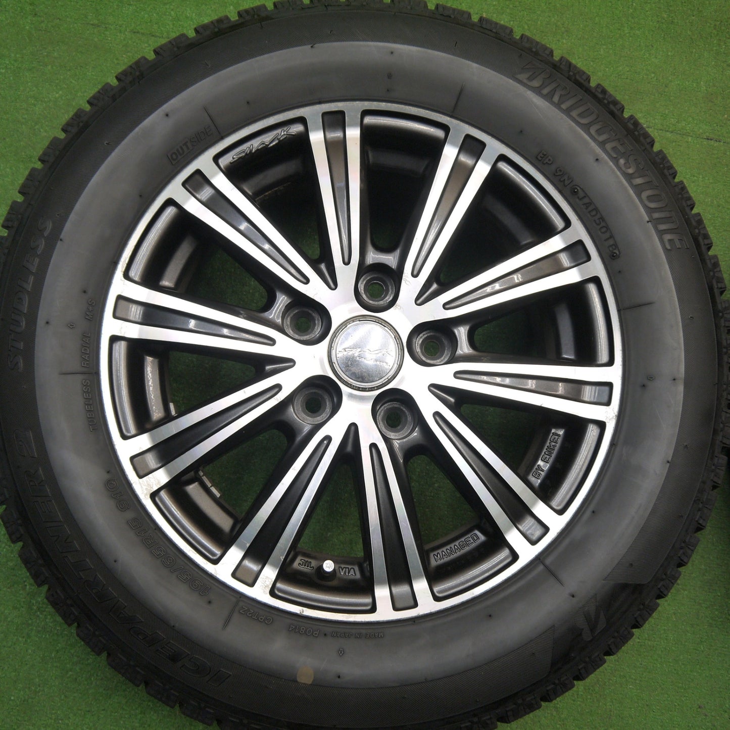 バリ溝！9.5分★スタッドレス 195/65R15 ブリヂストン アイスパートナー2 SMACK ENKEI スマック エンケイ 15インチ PCD114.3/5H★5120807Hス