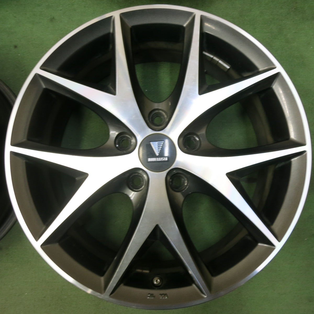 キレイ★MODELLISTA WingDancer3 17インチ ホイール モデリスタ ウイングダンサー3 17×6.5J PCD114.3/5H★5070415SYホ