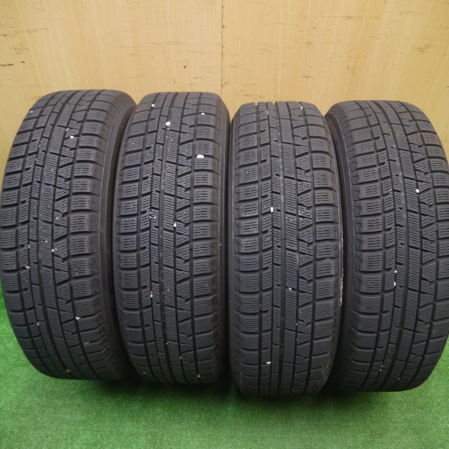 [送料無料] バリ溝！9.5分★フィアット 500 等 Eurodesign 175/65R14 スタッドレス ヨコハマ アイスガード iG50 プラス ユーロデザイン PCD98/4H★4092502Hス
