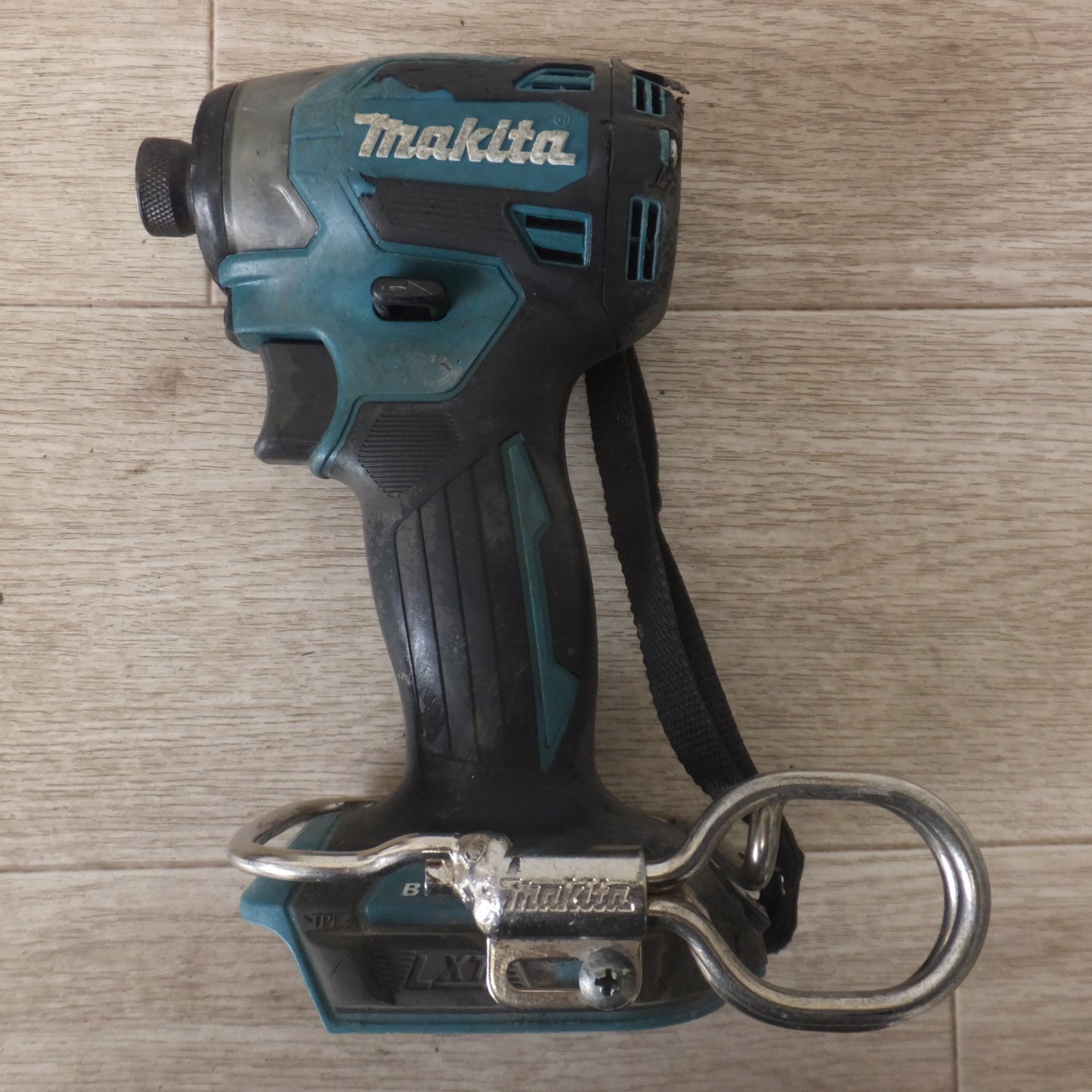 [送料無料] ★マキタ makita 充電式インパクトドライバ TD173DX 18V★