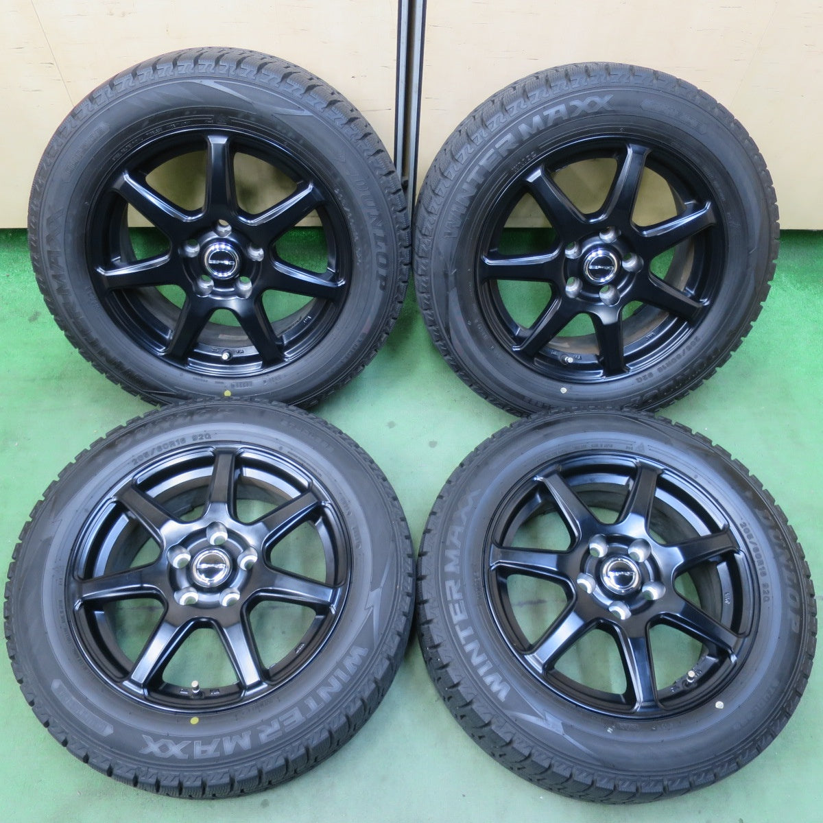 バリ溝！キレイ！ほぼ10分★スタッドレス 205/60R16 ダンロップ ウインターマックス WM02 PRD 社外 アルミ 16インチ PCD114.3/5H★5123110イス