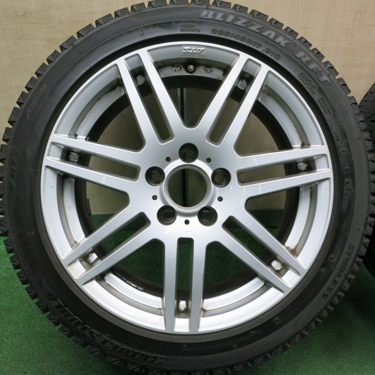 バリ溝！8.5分★ワーゲン等 ATS 225/45R17 スタッドレス ブリヂストン ブリザック REVO GZ RFT PCD112/5H★★4052302HAス