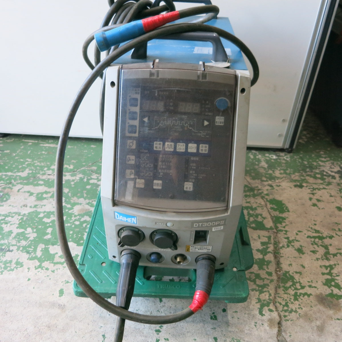 [送料無料] ◆DAIHEN ダイヘン デジタル 制御 直流 TIG 溶接機 DT-300PⅡ (S-2) 本体のみ◆