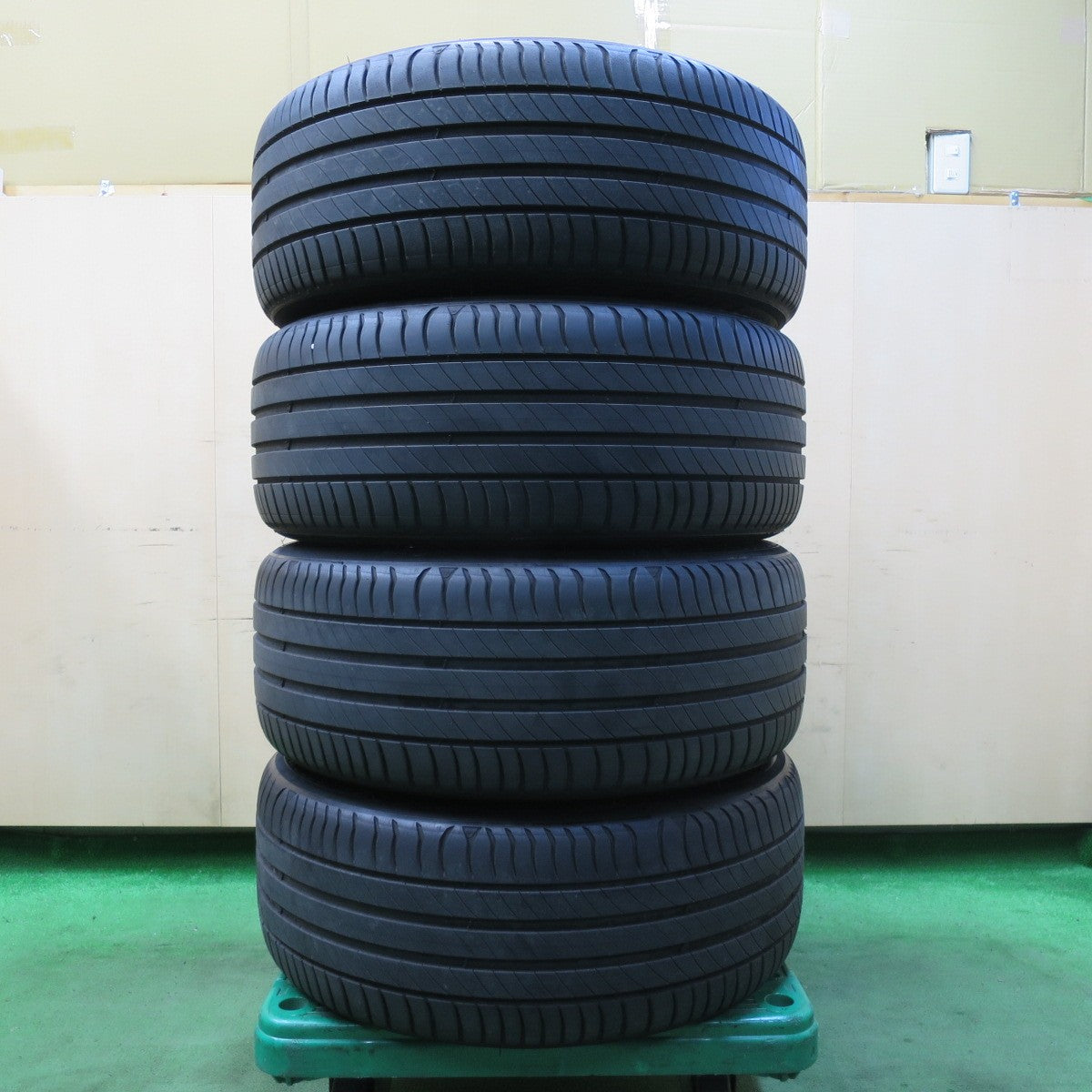 [送料無料] 4本価格！22年★アウディ A4 アバント 純正 225/50R17 ミシュラン プライマシー4 17インチ PCD112/5H★5020905IMノ