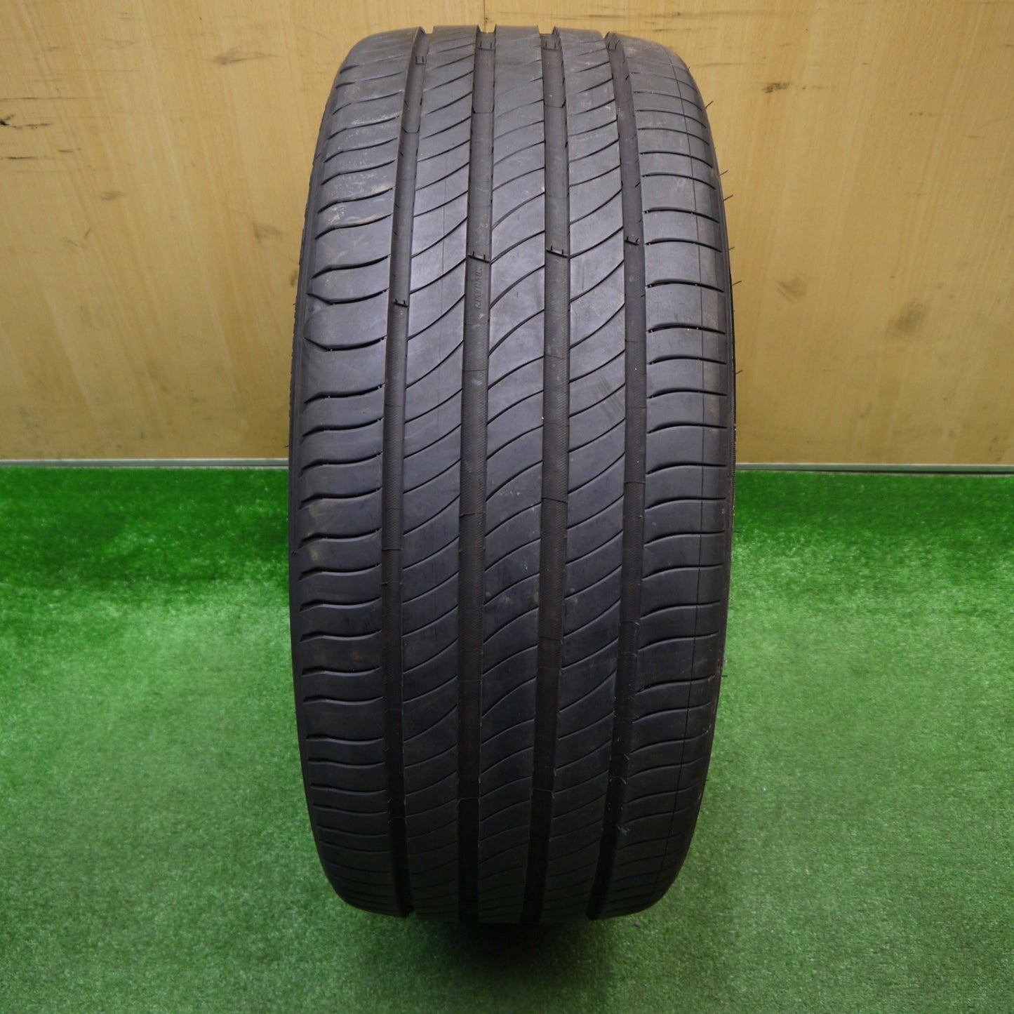 バリ溝！24年！9分！1本★235/45R21 ミシュラン e・PRIMACY eプライマシー タイヤ 21インチ クラウン スポーツ ベンツ 等★5110405Hノタ