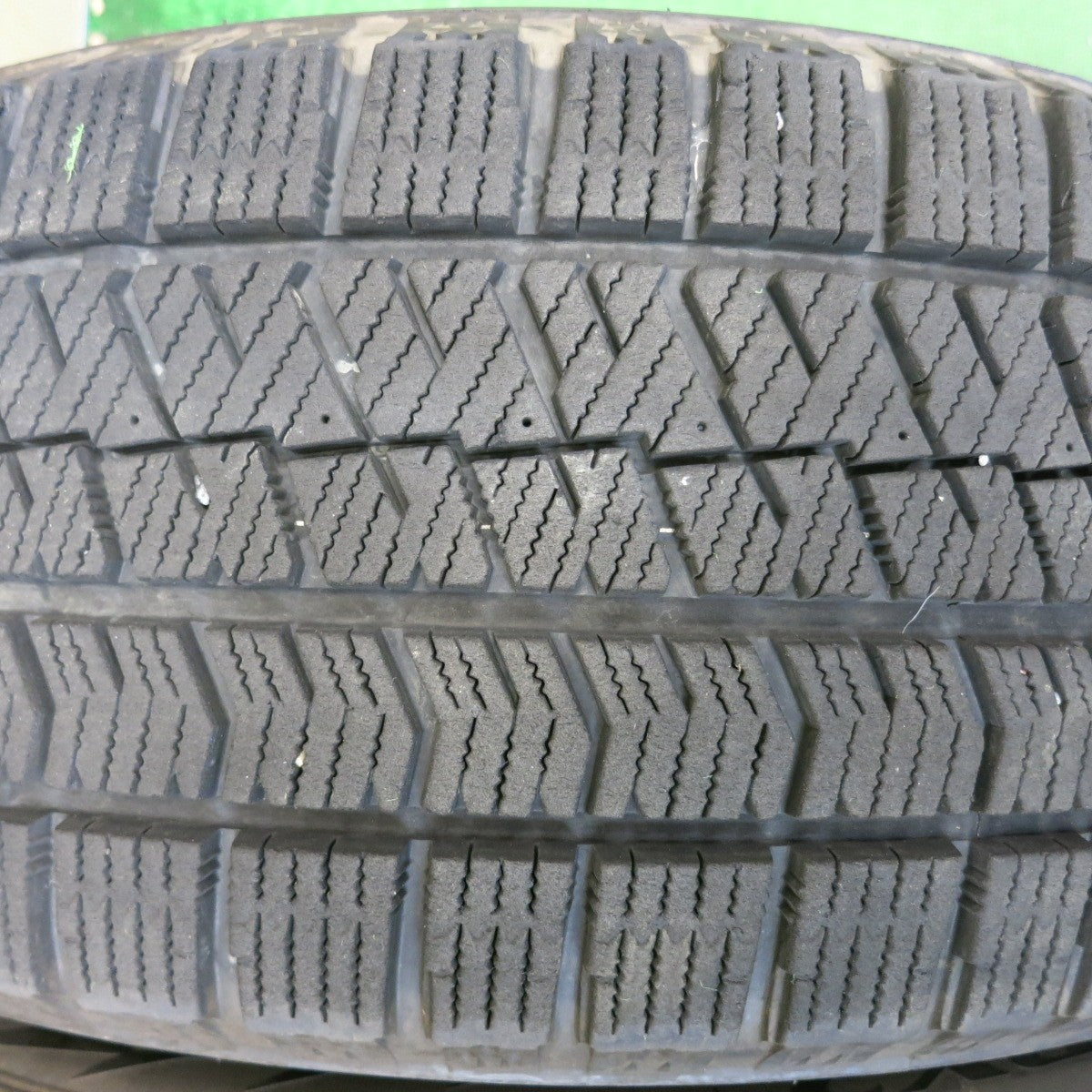 バリ溝！8.5分◎BMW 等 MAK FAHR 205/60R16 スタッドレス ブリヂストン ブリザック VRX2 マック ファー 16インチ PCD112/5H◎6081311HAス