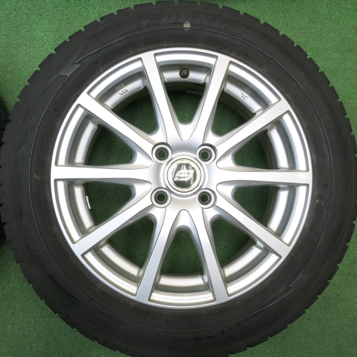 4本価格★スタッドレス 185/60R15 ダンロップ ウインターマックス WM02 STRANGER ストレンジャー 15インチ PCD100/4H★6010808HAス