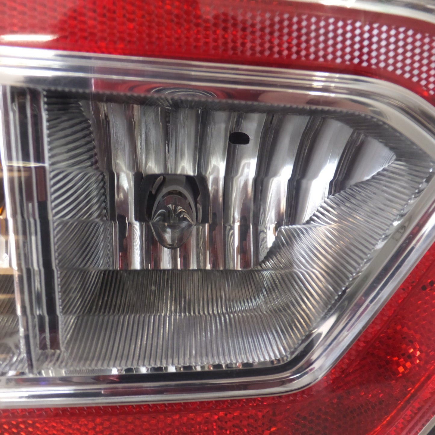 [送料無料] 現状品★スズキ SUZUKI 純正 ワゴンR MH55S テールライト ICHIKOH D205 左★