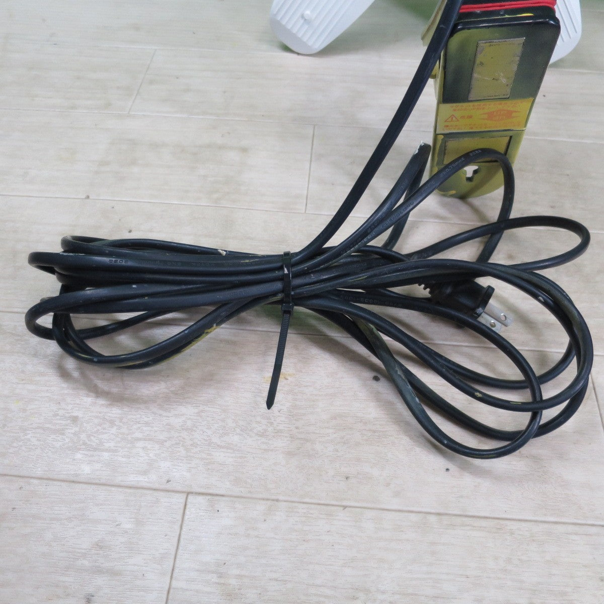 ☆高儀 5枚羽 LED クリップ ライト LL-55 100V 熱田資材 SUPER LUMINE X スーパールミネX 屋内用 110V 照明 機器 投光器☆