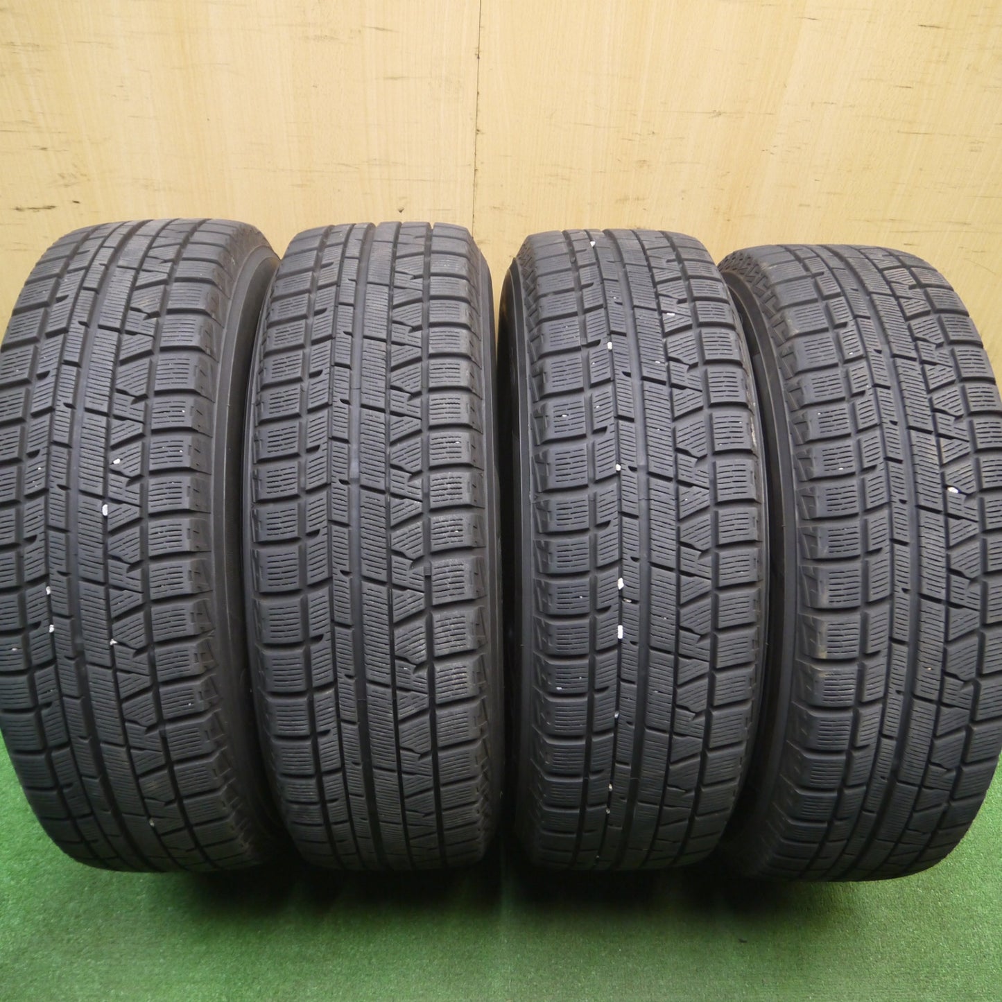 [送料無料] バリ溝！キレイ！9分★プジョー 等 EUROTECH GAYA5 195/65R15 スタッドレス ヨコハマ アイスガード iG50 プラス ユーロテック ガヤ5 PCD108/4H★4122310Hス