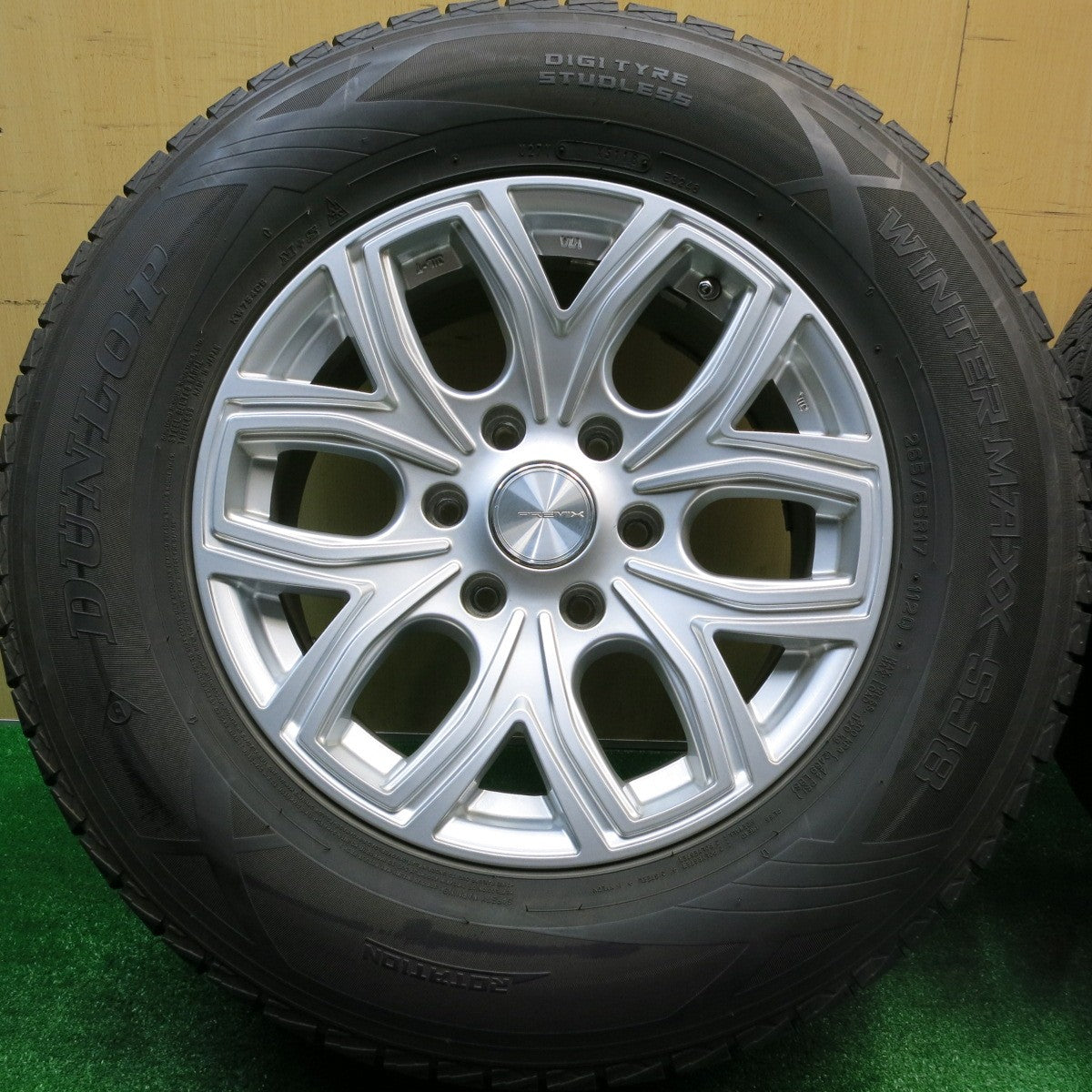 バリ溝！キレイ！9.5分★PREMIX 飛車 265/65R17 スタッドレス ダンロップ ウインターマックス SJ8 17インチ プレミックス ヒシャ PCD139.7/6H★5101802HAス