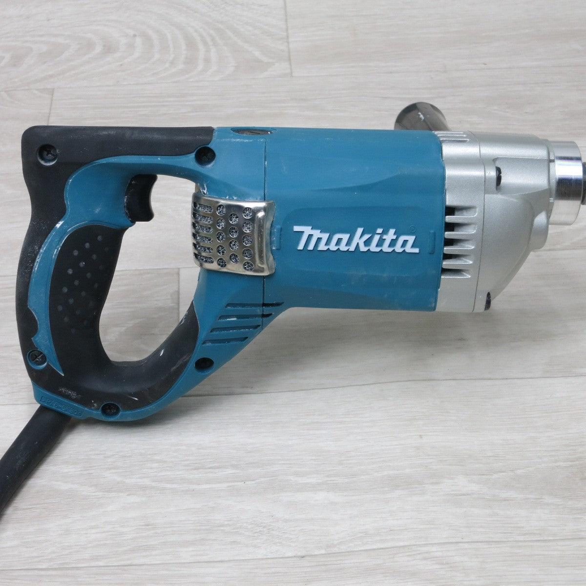 [送料無料] キレイ◆makita マキタ カクハン機 UT1305 ミキサー 撹拌機 電動工具 100V 50/60Hz◆