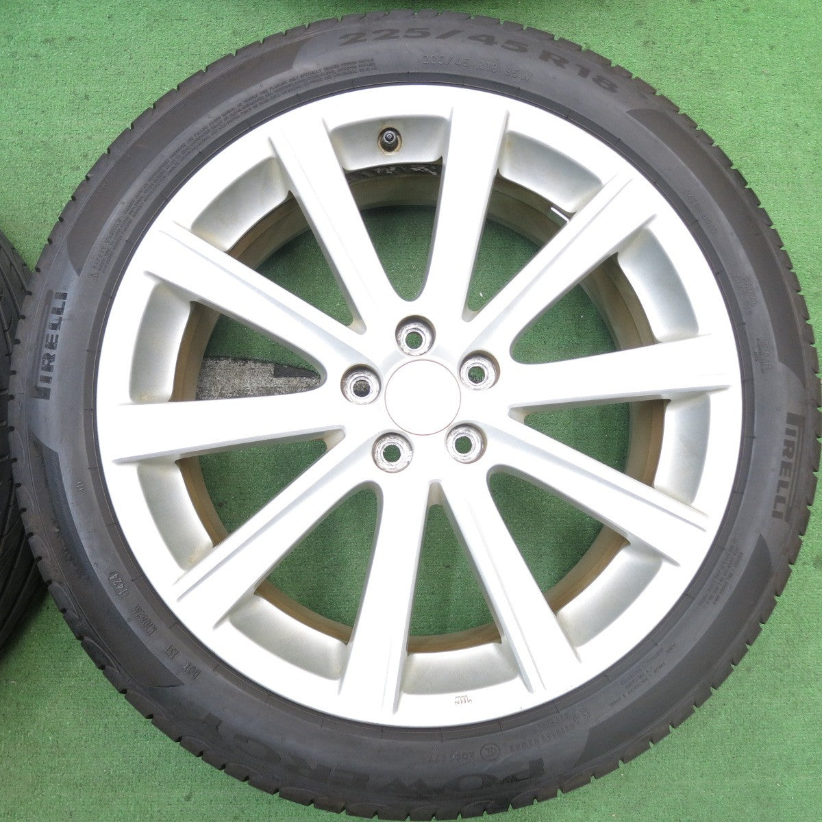 バリ溝！24年！9.5分★スバル レガシィ ツーリング ワゴン 純正 225/45R18 ピレリ POWERGY 18インチ PCD100/5H★5081301AKノ