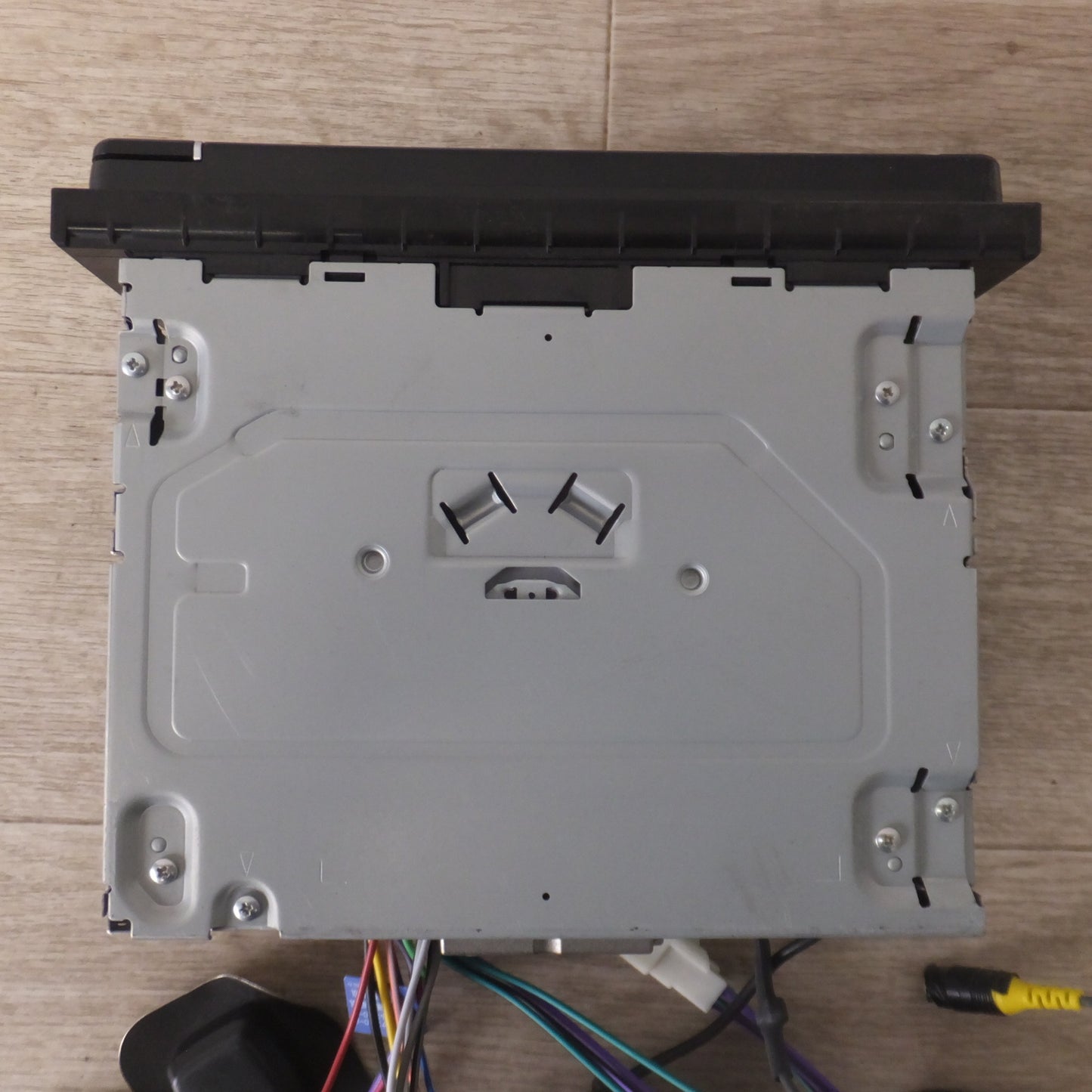 [送料無料] ★カロッツェリア carrozzeria AV一体型メモリーナビゲーション 楽ナビ AVIC-RW710(35)★