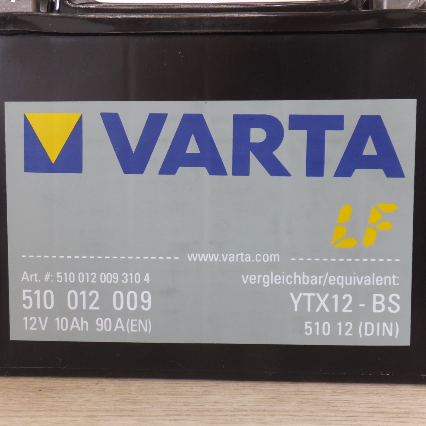 [送料無料] 未使用★VARTA 二輪車用バッテリー YTX12-BS　ホンダ カワサキ ヤマハ　510 012 009 12V 10Ah 90A★