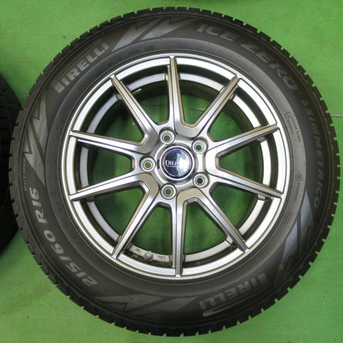 *送料無料* キレイ！22年★スタッドレス 215/60R16 ピレリ アイス ゼロ アシンメトリコ DILETTO ディレット 16インチ PCD114.3/5H★4072702イス