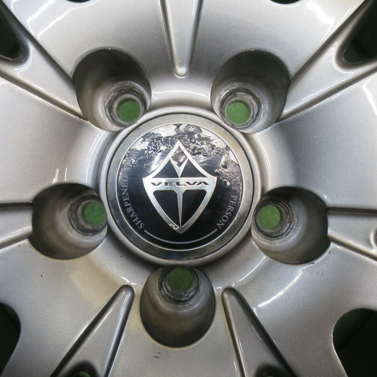 バリ溝！キレイ！9分★フォレスター 等 225/60R17 スタッドレス ミシュラン X-ICE XI3 VELVA ヴェルヴァ 17インチ PCD100/5H★6041403NJス