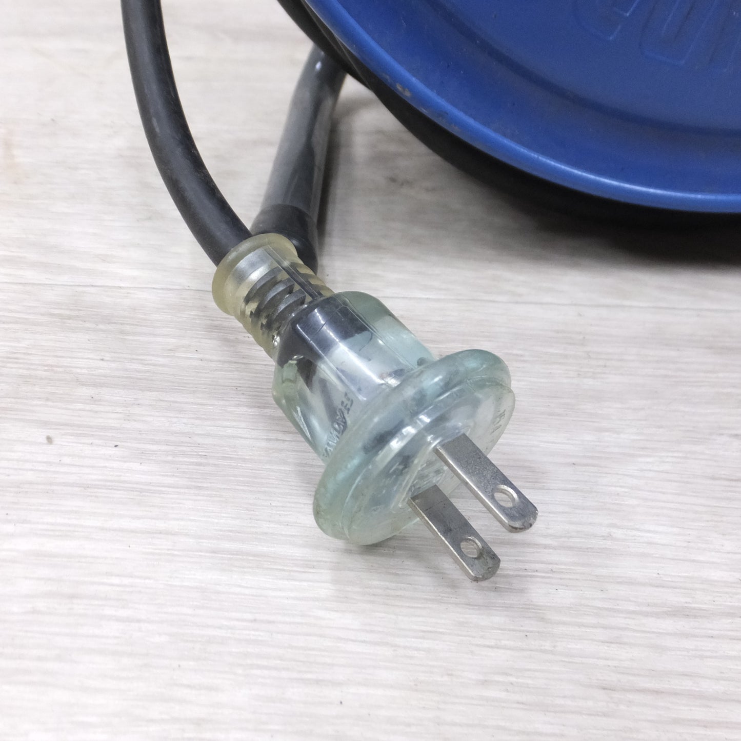 [送料無料] 付属品付き◆ハタヤ HATAYA サンデーレインボーリール 30m SS-30 ケーブル付き コードリール 屋外用 防雨型 電工ドラム 電源ドラム 延長コード◆