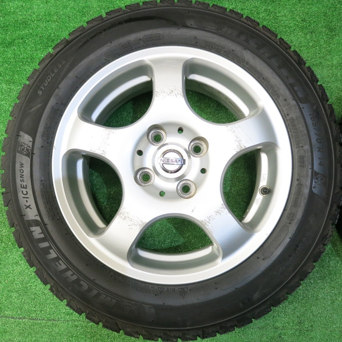 ほぼ未使用！24年 23年★日産 マーチ 等 165/70R14 スタッドレス ミシュラン X-ICE SNOW 社外 アルミ 14インチ PCD100/4H★5113020HAス