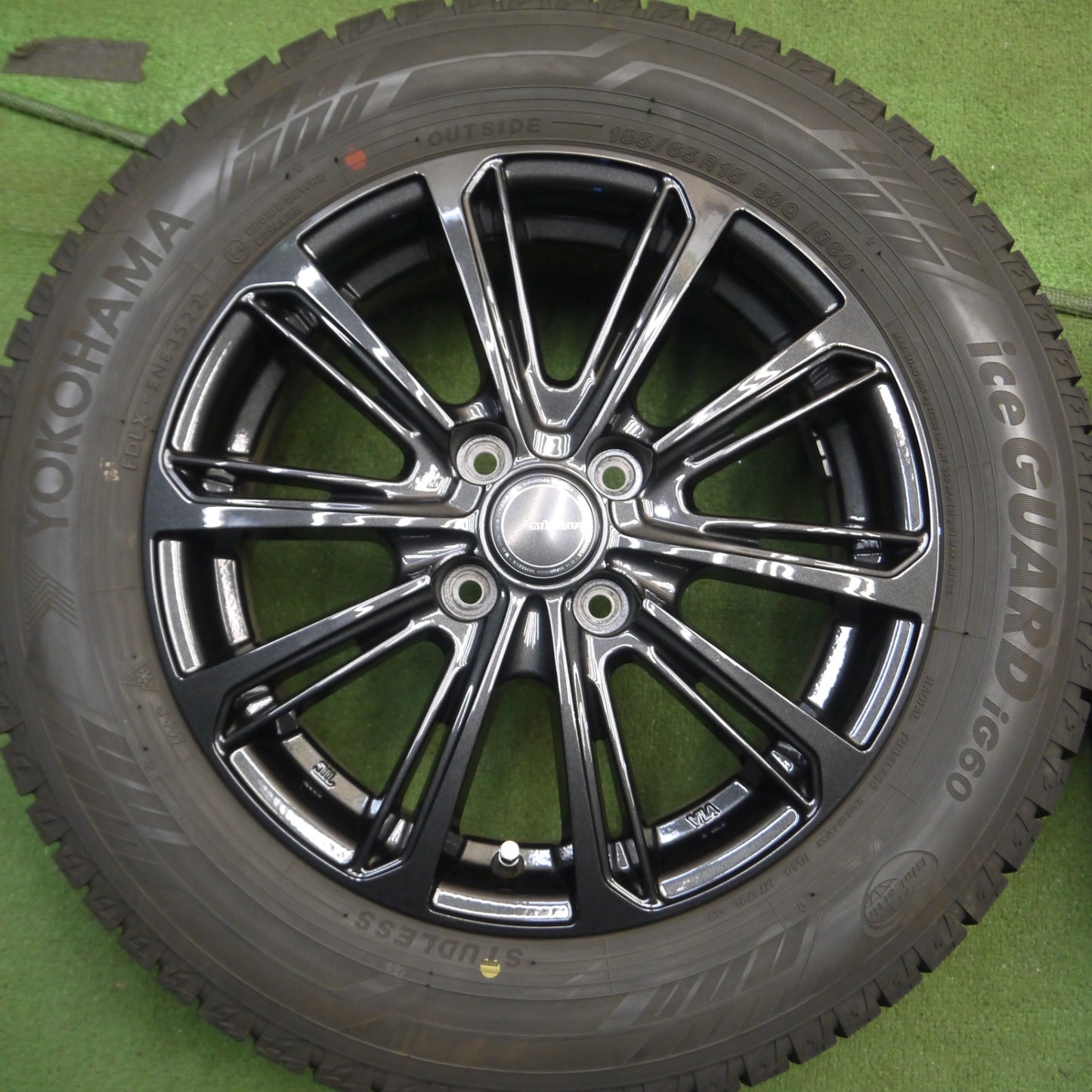 *送料無料* バリ溝！22年！キレイ！9分★スタッドレス 185/65R15 ヨコハマ アイスガード iG60 MiLLOUS ミルアス 15インチ PCD100/4H★4040812Hス
