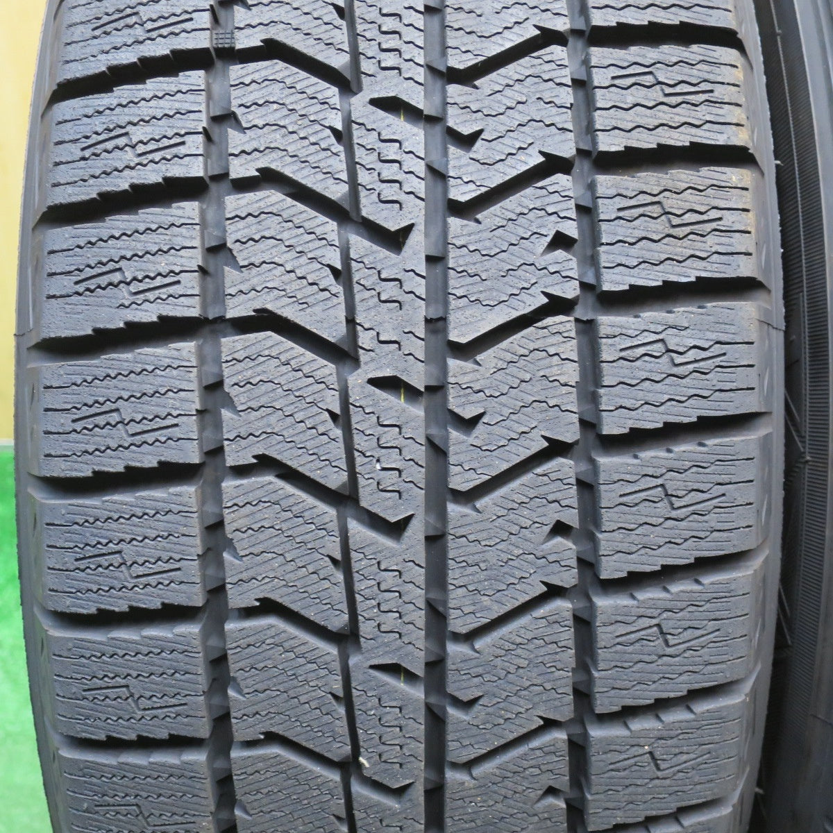 ほぼ未使用！24年！キレイ★スタッドレス 205/60R16 トーヨー オブザーブ GIZ3 JOKER ジョーカー 16インチ PCD114.3/5H★6032701NJス