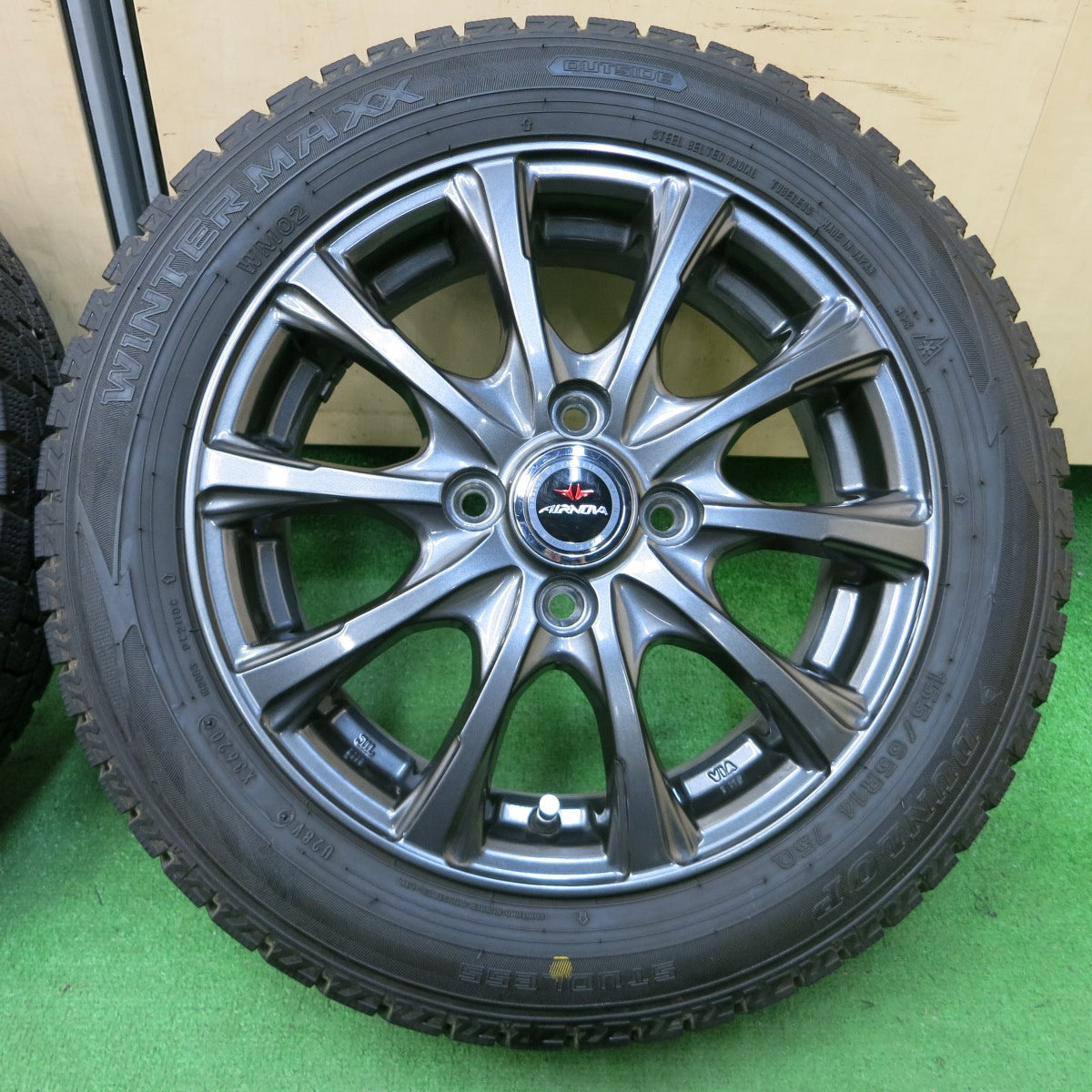 *送料無料* バリ溝！20年！キレイ！9.5分★スタッドレス 155/65R14 ダンロップ ウインターマックス WM02 AIRNOVA 14インチ PCD100/4H★4052710イス