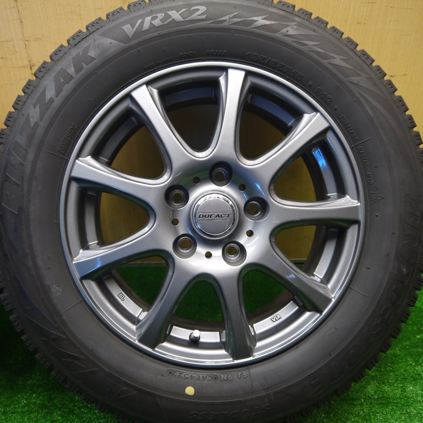 バリ溝！22年！キレイ！9分★スタッドレス 195/65R15 ブリヂストン ブリザック VRX2 DUFACT デュファクト 15インチ PCD114.3/5H★5101002Hス