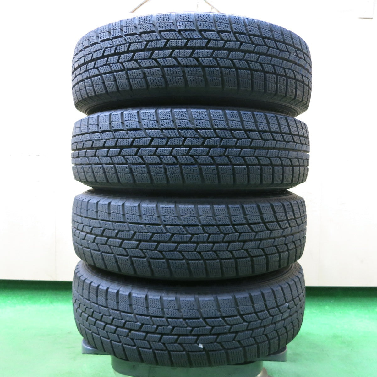 *送料無料* 超バリ溝！キレイ！ほぼ10分★スタッドレス 165/70R14 グッドイヤー アイスナビ6 BALMINUM バルミナ 14インチ PCD100/4H★4052108イス
