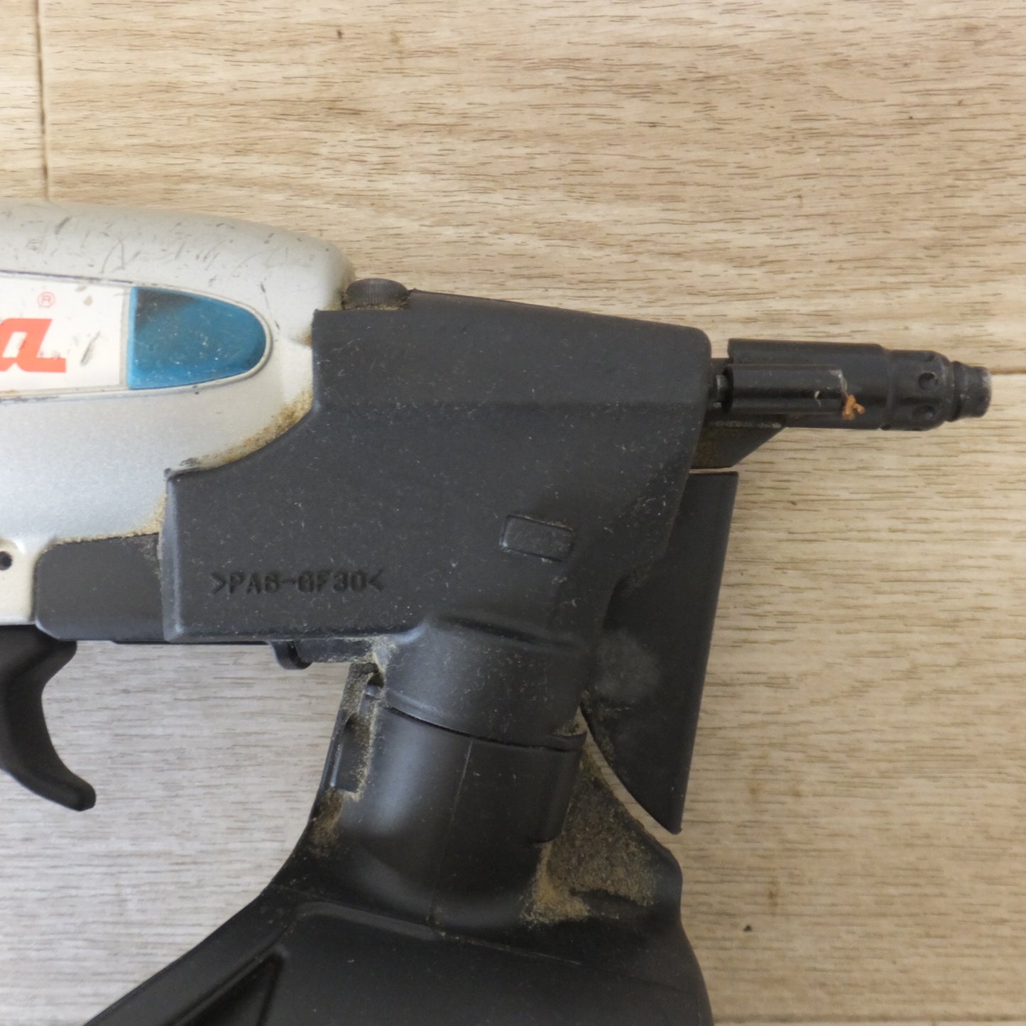[送料無料] ★マキタ makita エア釘打 AN504A　使用空気圧 0.44～0.83MPa　使用釘 ワイヤ釘 27～50mm★