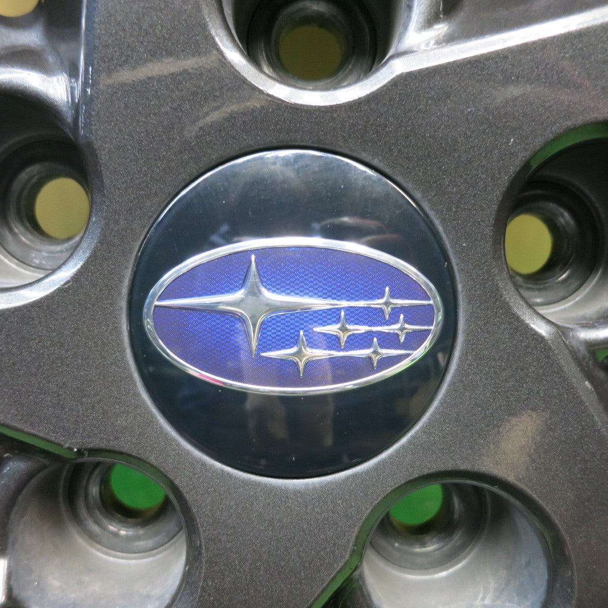 バリ溝！22年！キレイ！9分★スバル アウトバック X-BREAK 純正 225/60R18 スタッドレス ブリヂストン ブリザック DM-V3 18インチ PCD114.3/5H★5121416HAス