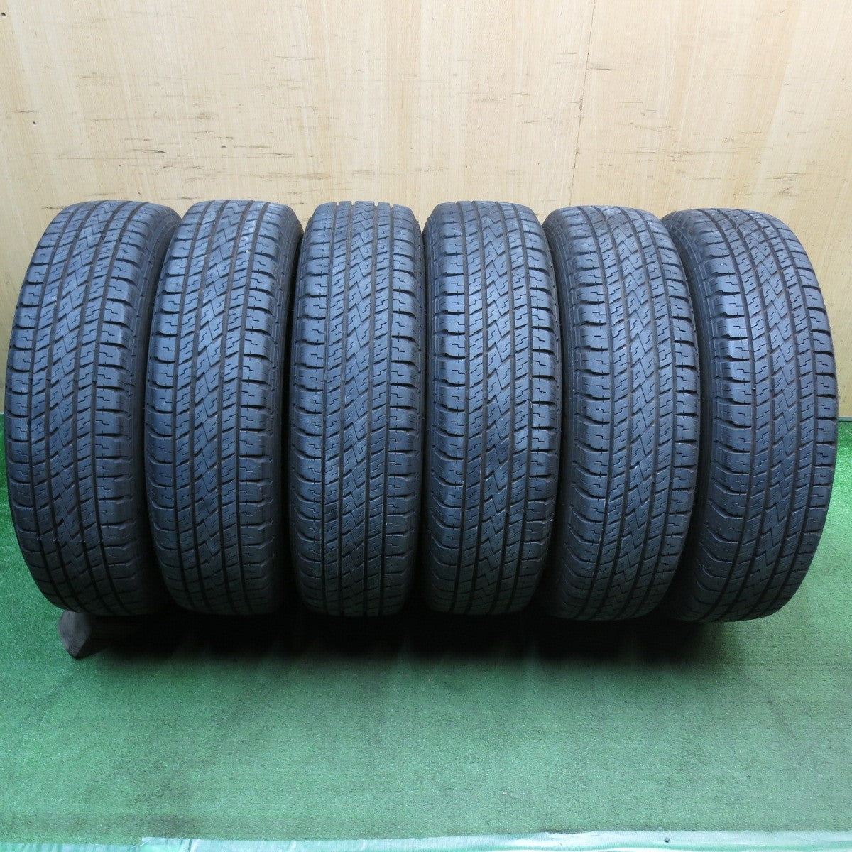 ほぼ未使用！23年！6本◎キャンピングカー 専用 タイヤ 195/70R15 106/104L ブリヂストン デュラビス キャンパー DURAVIS CAMPER 15インチ◎6092105KKノタ