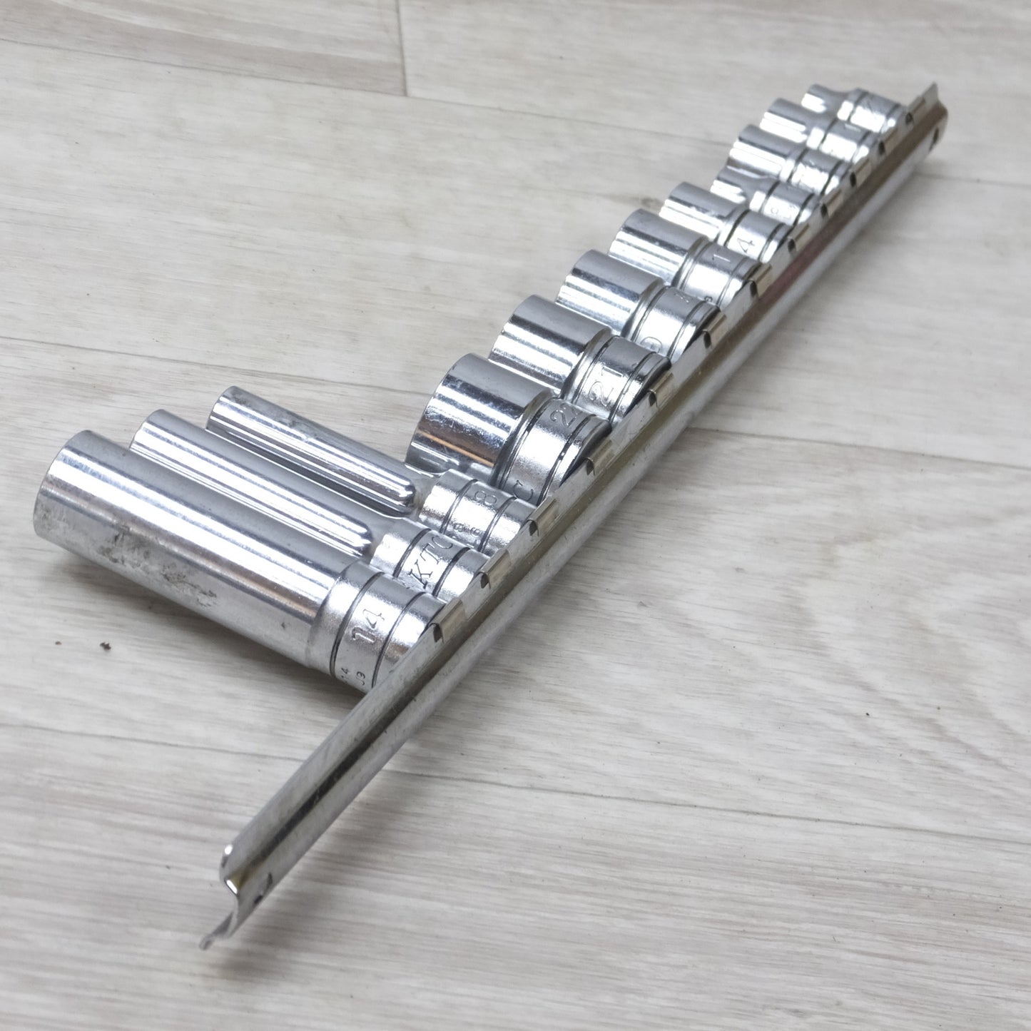 [送料無料] ◆KTC ソケット 12個セット 6角 7 8 9 10 12 13 14  21 22 等 工具◆