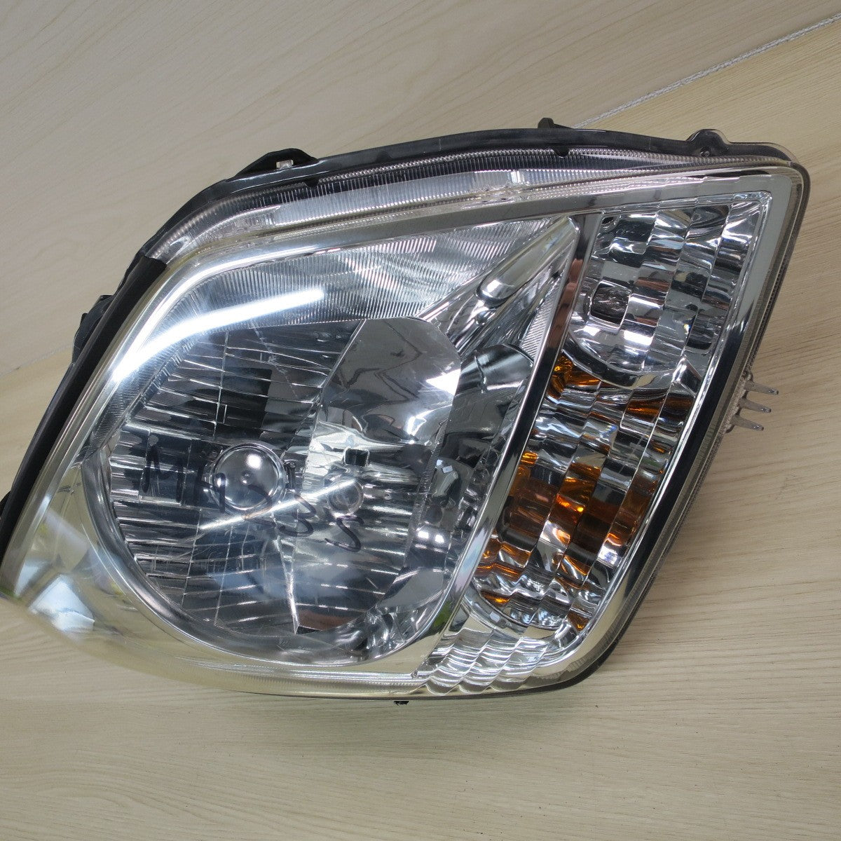 ♪スズキ MH23S ワゴンR 純正 HID 左 ヘッドライト KOITO 100-59193 左側のみ ヘッドランプ 照明 カー パーツ♪ [送料無料]