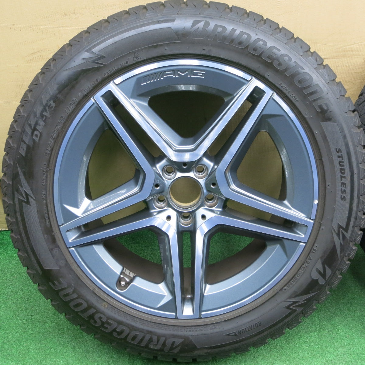 バリ溝！23年！キレイ！9.5分★ベンツ GLEクラス W167 純正 AMG 275/50R20 スタッドレス ブリヂストン ブリザック DM-V3 20インチ PCD112/5H★6020803NKス