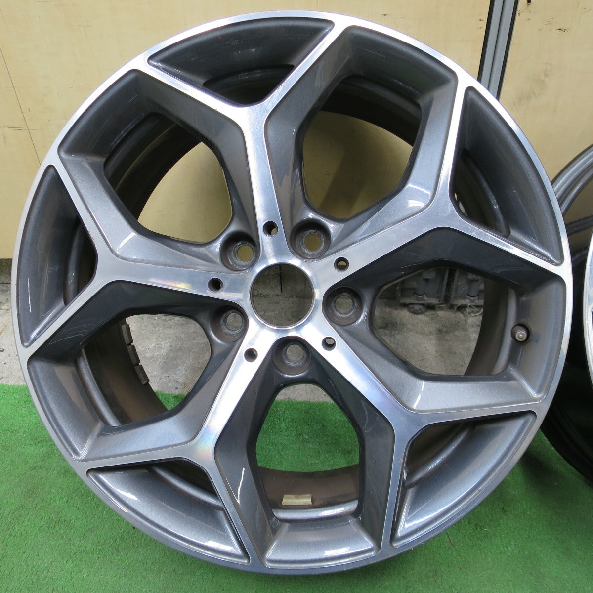 4本価格★BMW X1 F48 純正 ホイール 18インチ 7.5J×18 PCD112/5H★6031003NGホ