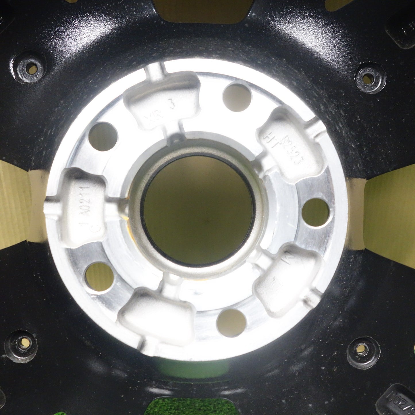 4本価格★プジョー 308 純正 ホイール 18インチ 18×8J PCD108/5H★6041701KTホ