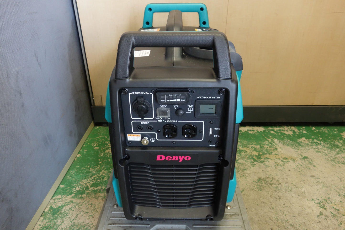 [送料無料] ほぼ未使用！展示品☆デンヨー ガソリン エンジン 防音型 インバータ 発電機 GE-1800SS-IV 稼働0h DENYO インバーター ジェネレーター☆