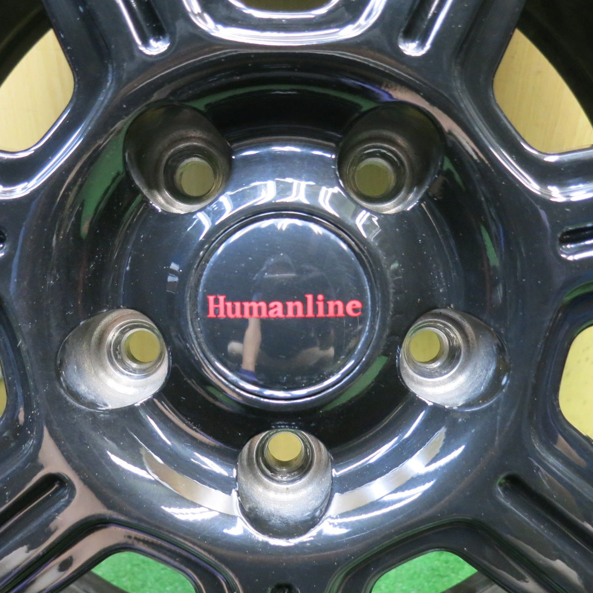 バリ溝！9.5分◎スタッドレス 215/50R18 ヨコハマ アイスガード iG60 Humanline HS-10M ヒューマンライン 18インチ PCD114.3/5H◎6101008HAス